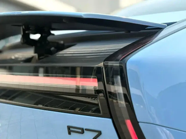 Xpeng P7 — Фото автомобиля 7