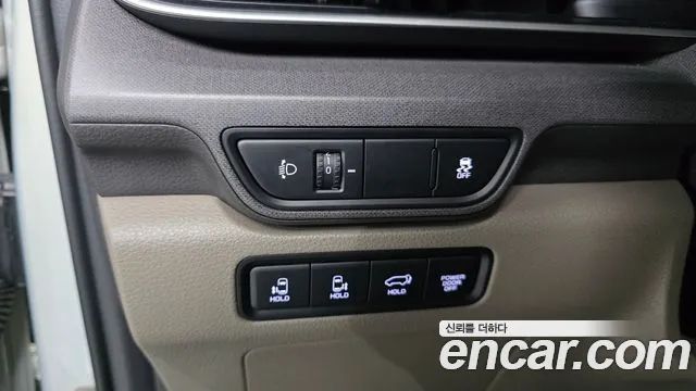 Kia Carnival Generation 4 — Фото автомобиля 29