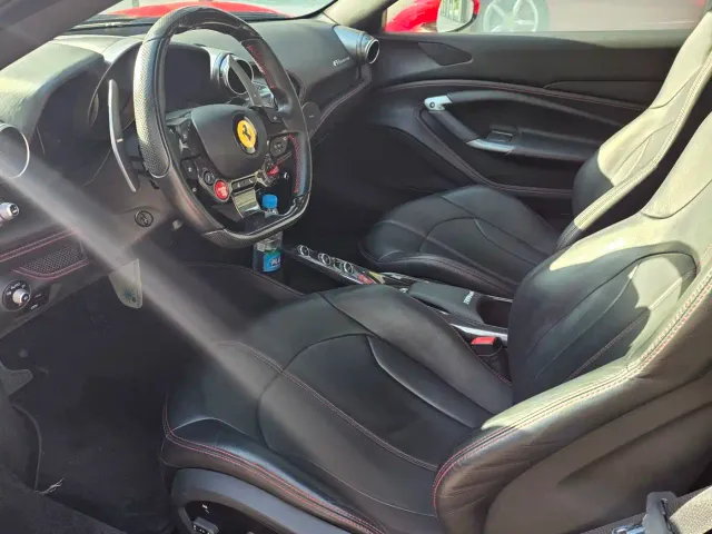 Ferrari F8 — Фото автомобиля 10