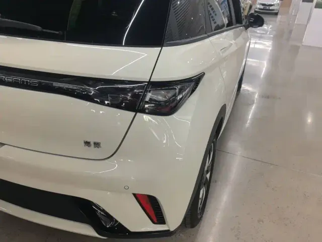 BYD Dolphin — Фото автомобиля 7