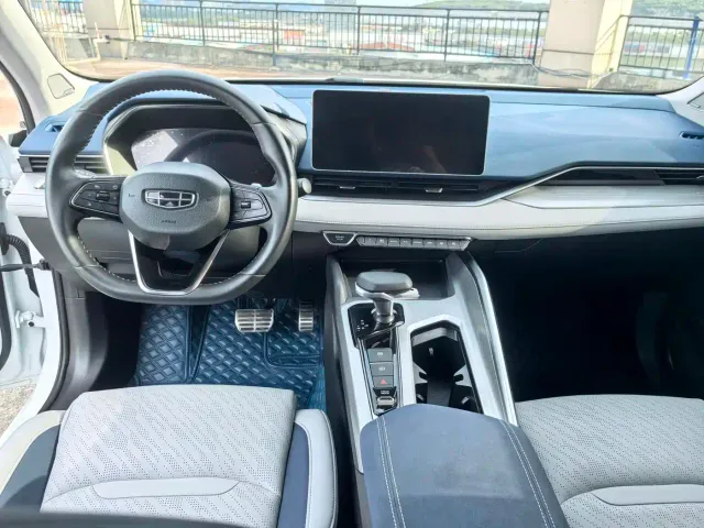 Geely Xingrui — Фото автомобиля 7