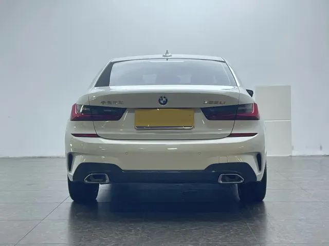 BMW 3 Series — Фото автомобиля 5