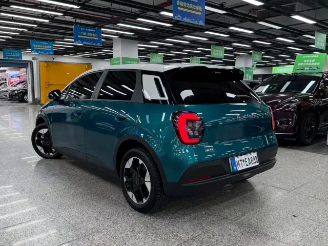 GAC Aion UT — Фото автомобиля 4