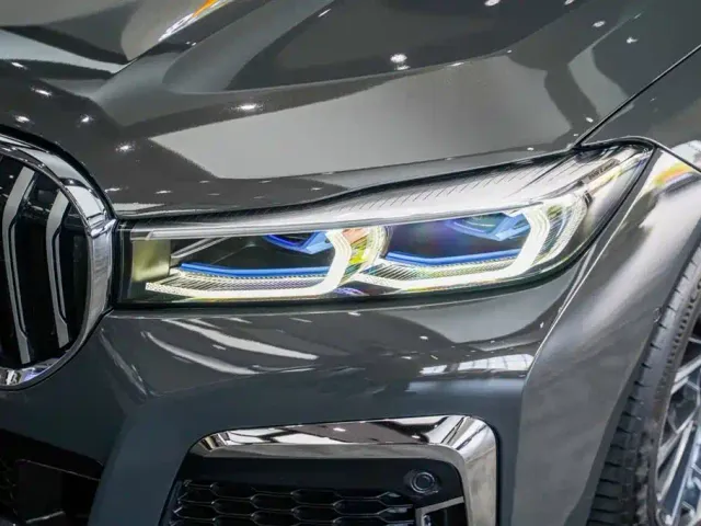 BMW 7 Series — Фото автомобиля 6