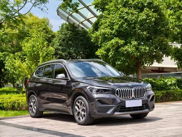 BMW X1 — Фото автомобиля 3