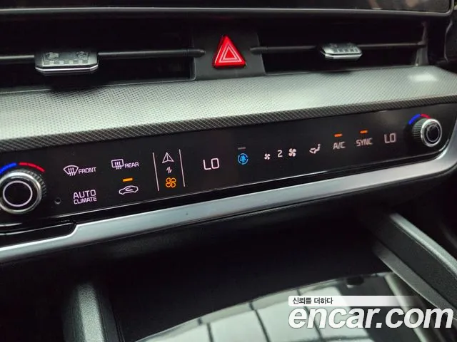 Kia Sportage Sportage 5-е поколение Бензин 1.6 турбо 2WD — Фото автомобиля 12