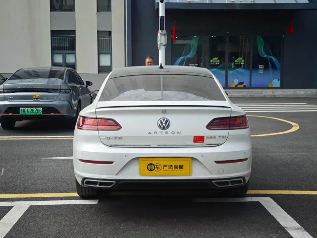 Volkswagen CC — Фото автомобиля 4