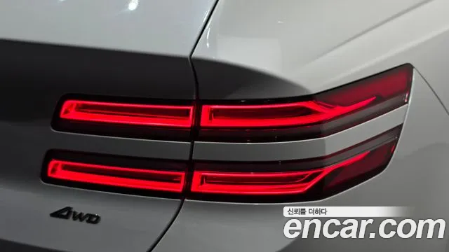 Genesis GV80 — Фото автомобиля 8