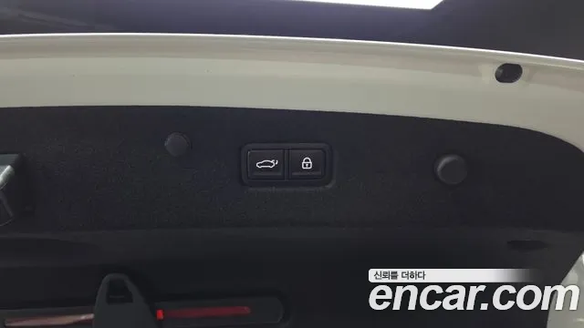 Kia K8 Signature — Фото автомобиля 12