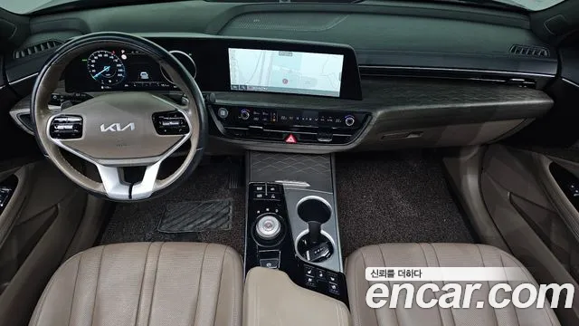 Kia K8 Hybrid — Фото автомобиля 7