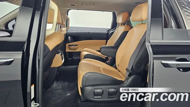 Kia Canival Carnival 4 поколение Бензин 7 мест Noblesse — Фото автомобиля 10