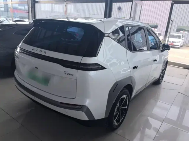GAC Aion Y — Фото автомобиля 6