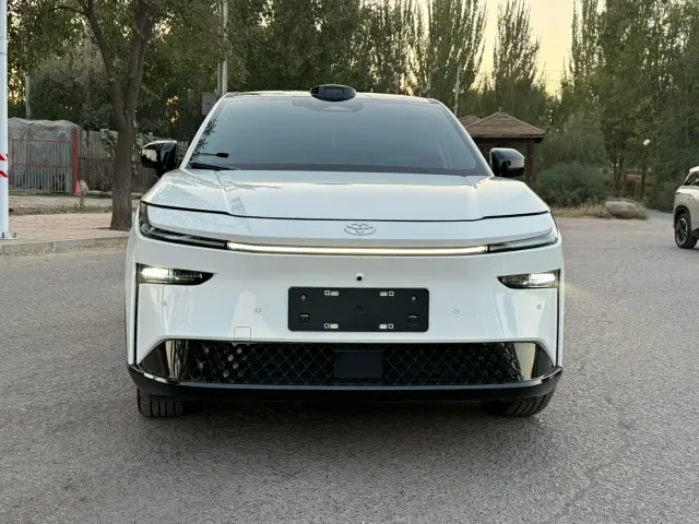 Toyota BoZhi 3X — Фото автомобиля 3