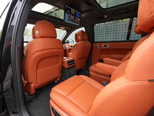 Li Auto L9 — Фото автомобиля 13