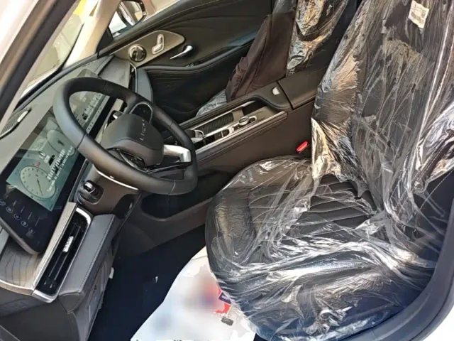 Chery Arrizo 8 — Фото автомобиля 14