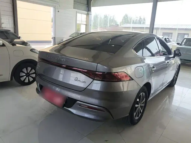BYD Qin PLUS — Фото автомобиля 6