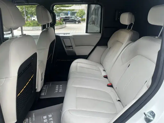 iCAR V23 — Фото автомобиля 12
