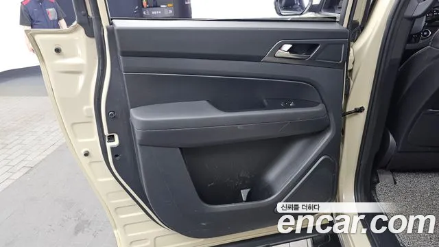 KG_Mobility_Ssangyong Rexton Новый Rexton Sport Дизель 2.2 4WD — Фото автомобиля 24