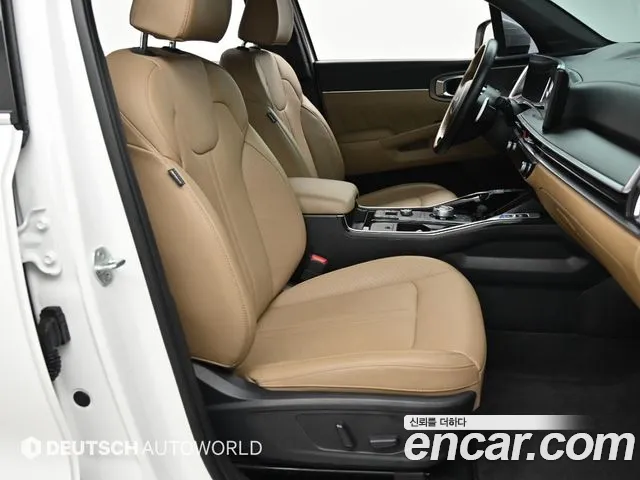 Kia Sorento Новый Sorento 4 поколение Бензин 2.5T 2WD — Фото автомобиля 16