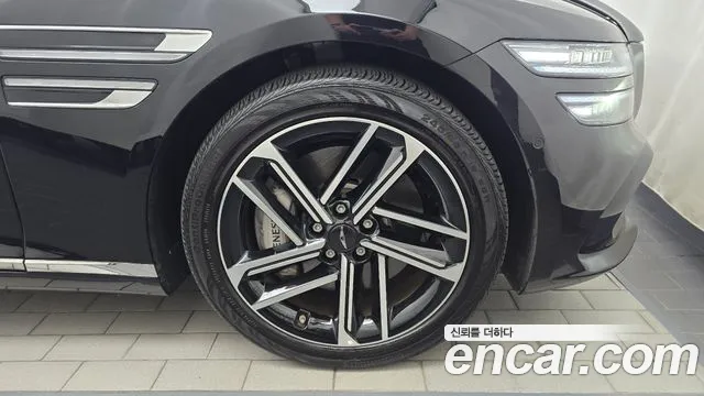 Genesis G80 RG3 — Фото автомобиля 6