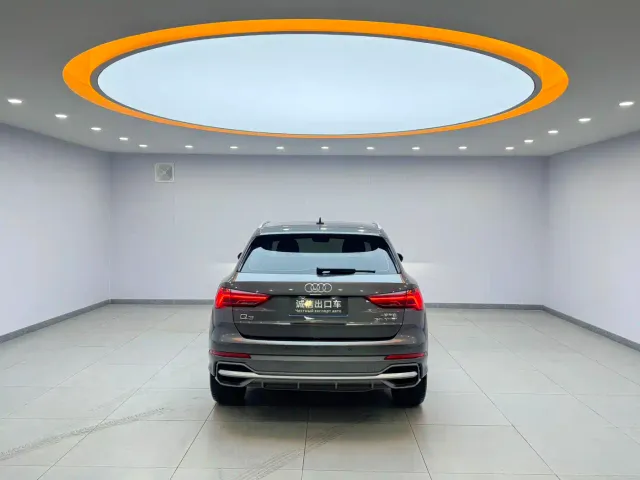 Audi Q3 — Фото автомобиля 5