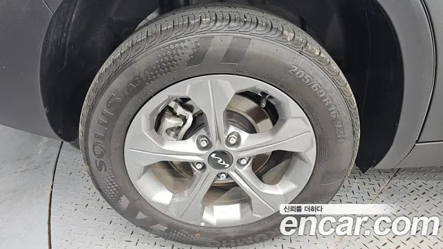 Kia Seltos Новый Seltos Бензин 2.0 2WD — Фото автомобиля 5