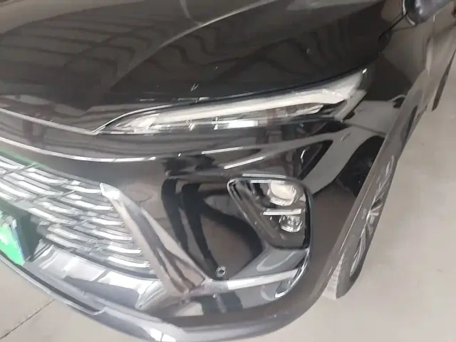Buick Envision Plus — Фото автомобиля 23