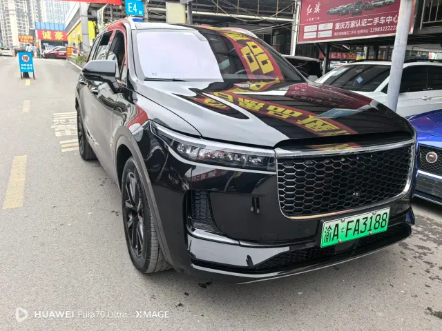 Li Auto ONE — Фото автомобиля 3