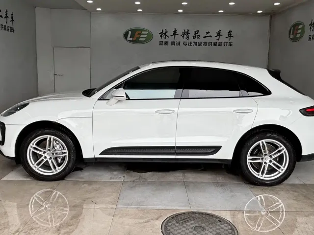 Porsche Macan — Фото автомобиля 4