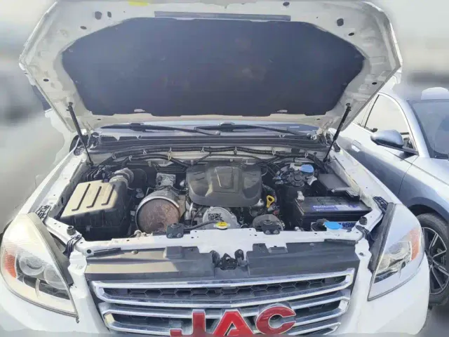 JAC Motors T6 — Фото автомобиля 3