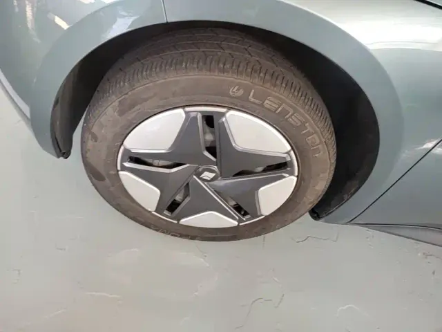 Baojun Cloud — Фото автомобиля 22