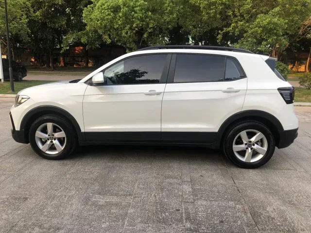 Volkswagen T-Cross — Фото автомобиля 4