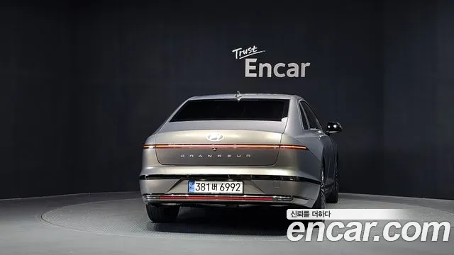 Hyundai Grandeur GN7 — Фото автомобиля 4
