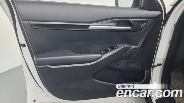 Kia Seltos — Фото автомобиля 13