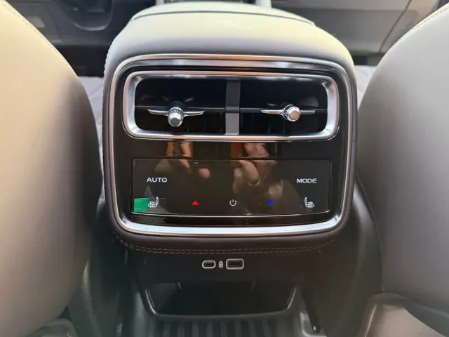 Geely Xingyue L — Фото автомобиля 20