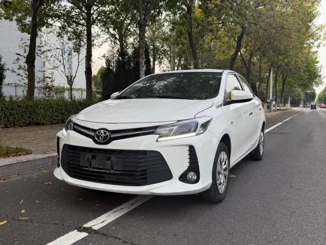 Фотография автомобиля — Toyota Vios