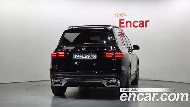 Mercedes-Benz GLB-Class — Фото автомобиля 3