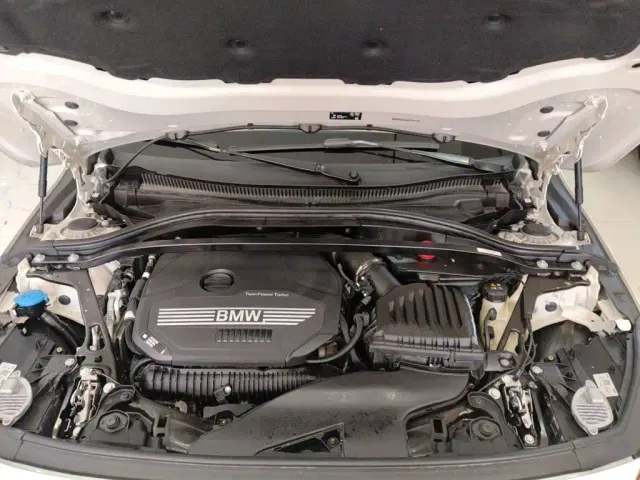 BMW 2 Series — Фото автомобиля 13
