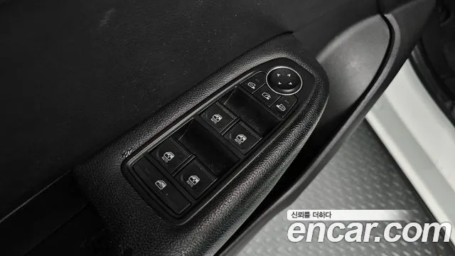 Renault Korea XM3 — Фото автомобиля 25