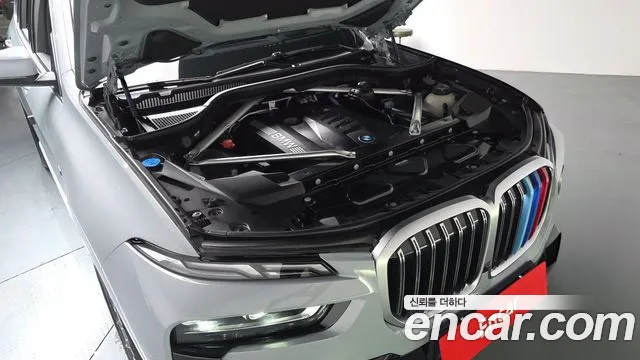 BMW X7 — Фото автомобиля 6