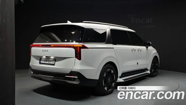 Kia Canival Новый Carnival 4 поколение Дизель 7 мест Noblesse — Фото автомобиля 2
