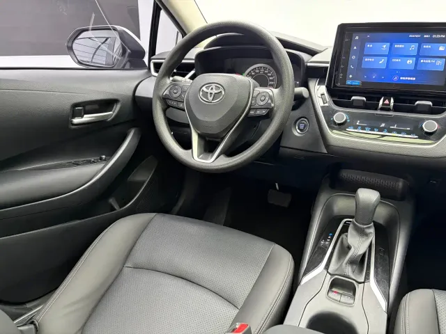 Toyota Corolla — Фото автомобиля 8