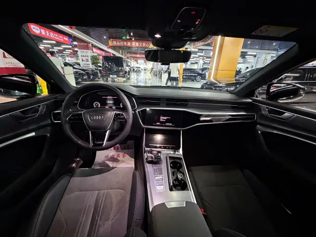 Audi A6L — Фото автомобиля 14