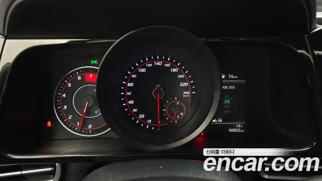 Hyundai Avante — Фото автомобиля 8