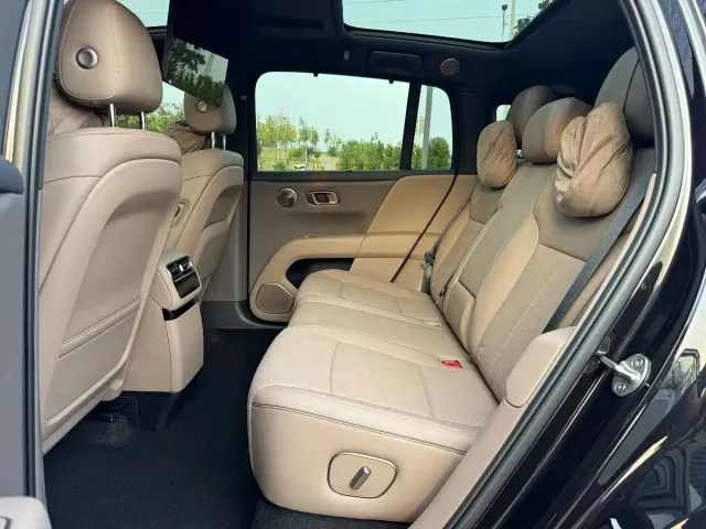 Li Auto i6 — Фото автомобиля 16