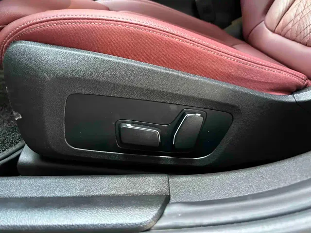BMW 3 Series — Фото автомобиля 11
