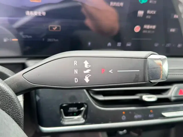 Buick LaCrosse — Фото автомобиля 17