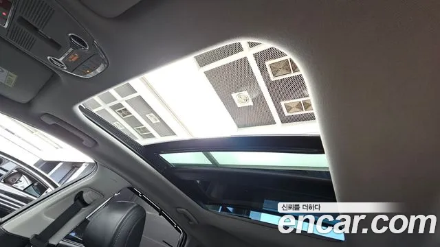 Hyundai Grandeur (New) Hybrid — Фото автомобиля 24