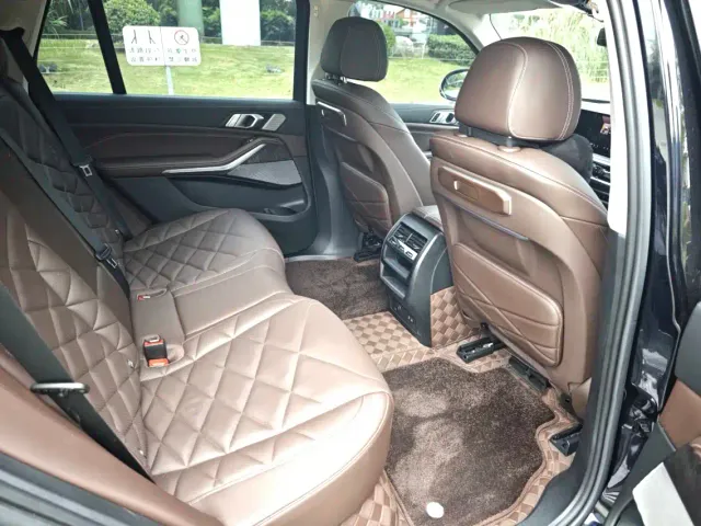 BMW X5 — Фото автомобиля 7