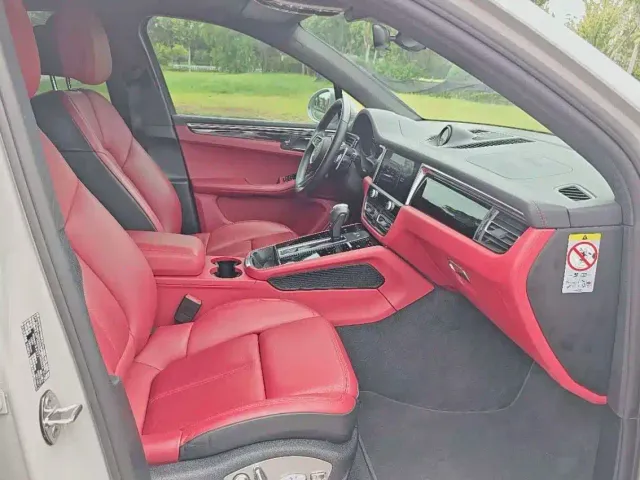 Porsche Macan — Фото автомобиля 8